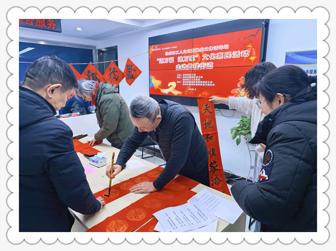 f2b0f103af31766573a7df03